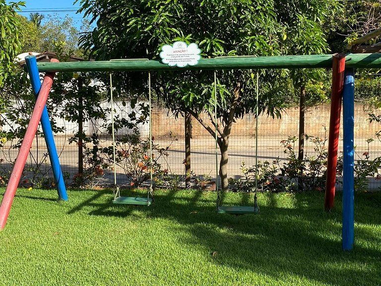 K-101 - Apartamento térreo com jardim em Monte Gordo - regiã